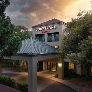 Courtyard By Marriott Stockton